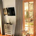 Apartamento Ski-in & Out Alpine Style Near Kitzbuehel *