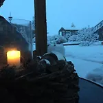 Apartamento Ski-in & Out Alpine Style Near Kitzbuehel