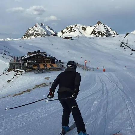 Apartment Ski-in & Out Alpine Style Near Kitzbuehel