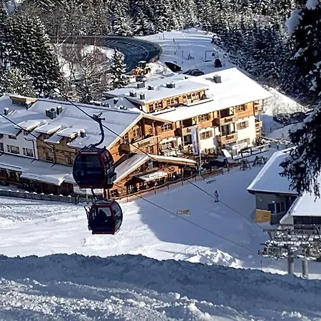 Ski-in & Out Alpine Style Near Kitzbuehel *