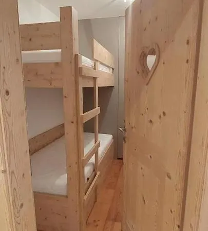 Apartment Ski-in & Out Alpine Style Near Kitzbuehel *