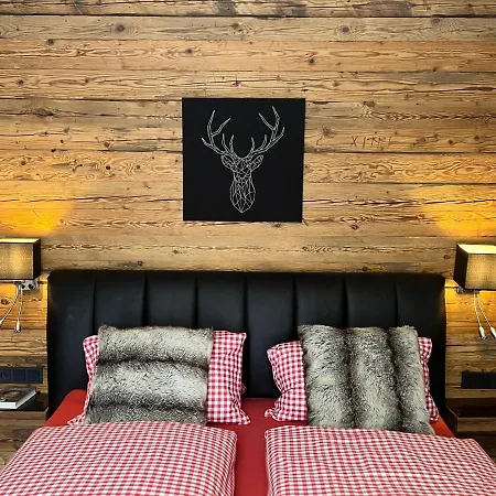 公寓 Ski-in & Out Alpine Style Near Kitzbuehel 米特西尔