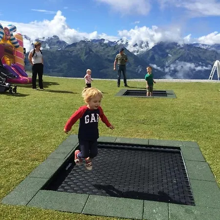 公寓 Ski-in & Out Alpine Style Near Kitzbuehel *